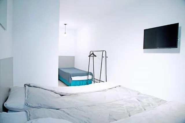 Komfort Aparthotel 3*